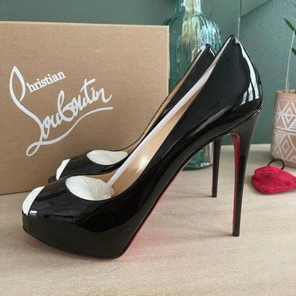 Christian Louboutin Very Prive Patent Black 40.5 - Picture 4 of 11